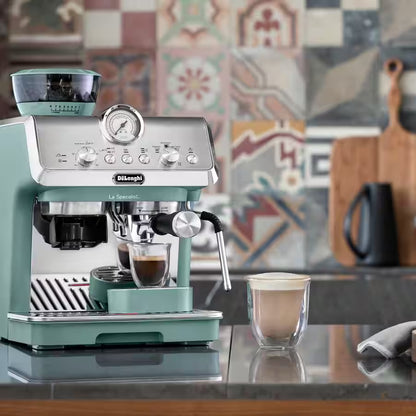 De'Longhi La Specialista Arte Compact Manual Bean-to-Cup Coffee Machine